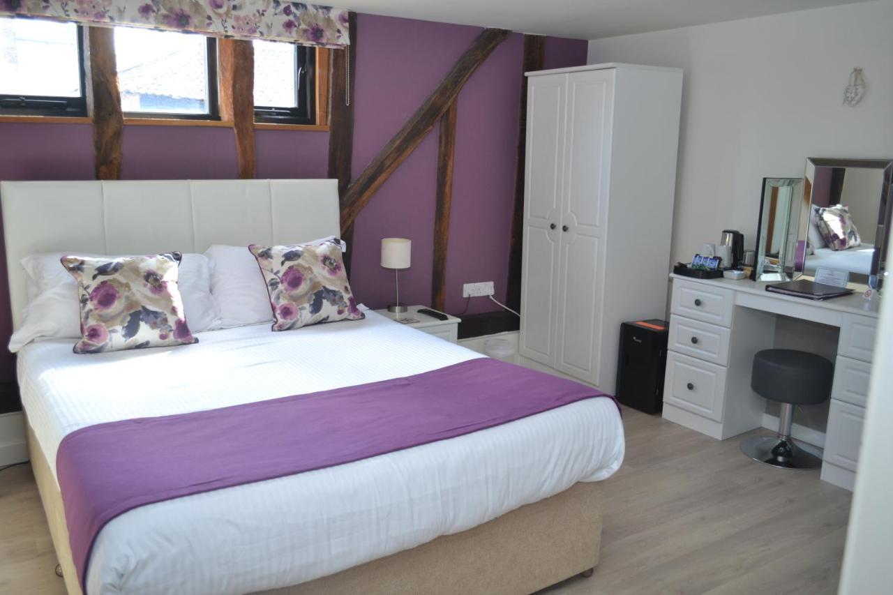 วอร์ทเวลล์ ฮอลล์ บาร์น Bed & Breakfast Wortwell ภายนอก รูปภาพ