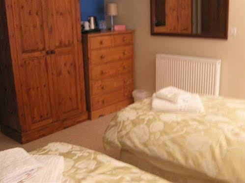 วอร์ทเวลล์ ฮอลล์ บาร์น Bed & Breakfast Wortwell ภายนอก รูปภาพ